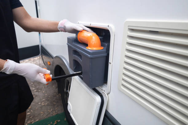 Best Portable toilet rental cost  in Richland, MO